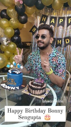 Bonny Sengupta Instagram - Happy birthday rockstar @bonysengupta ..have a great year..
..you know we love you 😍