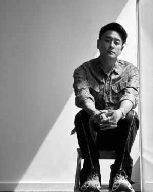 Bosco Wong Instagram - 繼續努力宣傳！
The fit @kapitalglobal @bode  @rickowensonline by @mrporter 
@queenie_yu #qystyling #紮職3 #宣傳日 #英皇電影