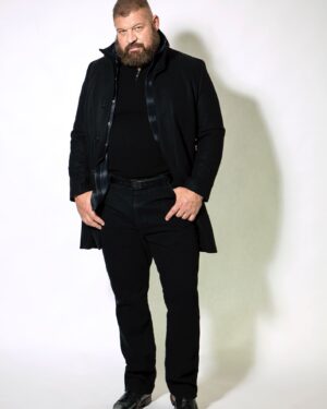 Brad William Henke Instagram - Do you guys like this photo - just took it a couple weeks ago with @jesseashtonphotography - let me know what you think and PLEASE WATCH THE STAND ON CBS ALL ACCESS - it’s a great show - great cast - great writing and the most challenging role of my career - I don’t Appear until episode 3 but it’s worth the wait and I’m in all episodes after that :)