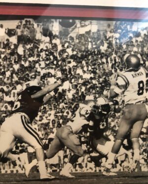 Brad William Henke Instagram - This picture here let me tell you, I took this rookie year with MTV VJ, @downtownjuliebrown, and I was doing well on special-teams and sometimes as a pass rusher, so it was cool to be acknowledged.

Since I was eight years old, I worked just about every day to be a football player, and my family was so supportive. As I got older, I realized it's really about the support you get from the people around you, my grandpa welded me a leg press, and my dad picked up a blocking sled that they were giving away at the high school, and I used those every day. 

It’s funny because when I went to the Super Bowl , I was like, “this is it” ?- I have been working all my life, and I didn’t feel like I thought it would feel- I thought it would feel like when I walk onto a movie set or TV set like the most exciting thing in my life, but it didn’t. 

It wasn't until later that I realized acting was my true passion,  but ill always love football because it made way for me to get a college education and taught me discipline, handling disappointment, working through everything, and taking criticism.  Football helped me then, and the lessons I learned still help me. So I thank God that that point in my life has led me to acting, which is the biggest gift of all. 

Let's go, Tom! Bring one home!
