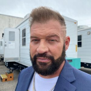 Brad William Henke Instagram - FEELING 💯- many Have been asking for a health update. I am recovered and feeling better than I have in 15 years.  No more follow ups - I’m swimming, biking , took new pictures , got a new dog and I’m shooting a movie right now - so life is good - Thank you for your well wishes🙏🏽