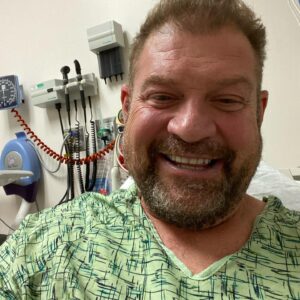 Brad William Henke Instagram - I am sooo happy to be alive !!! The rest of my time on this planet is a bonus!  So I will be cutting some people out and getting closer to others - I only want positive dream chasers in my life who actually care about me from now on - not going to waste a second on anything that is not geared towards love happiness and reaching my potential as a human and serves my passion to be the best actor I can be - I LOVE my family and friends and am so lucky I get to see you again ❤️🙏🏽