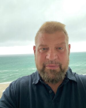 Brad William Henke Instagram - 55 feels good to me!!!  I just finished the BEST year of my life - this was a year about family, and it has been AMAZING!  

This year I also finished shooting #TheStand and #TheRay - it took 55 years, but I am finally content with my daily life - ❤️ - that's HUGE for me. 

#lovinglife