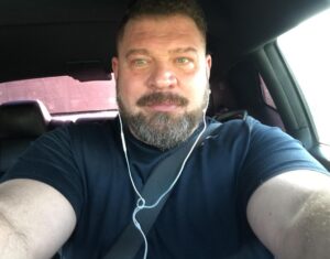 Brad William Henke Instagram - FINALLY GETTING BACK IN SHAPE 💯💪🏽. Took 6 months off pretty much - took me 3 months to get back... Time to book a pilot - what type of role do you think I should play - cop or criminal ? Dad or best friend? Ideas ?  I’m Auditioning for a FBI GUY for a new FOX show tomorrow - Monday - at 2pm pacific time - send me good vibes please 🙏🏽💯