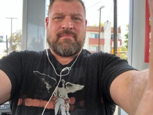 Brad William Henke Instagram - Gas station selfie 🤳. Have been working out twice a day 💪🏽. Body hurts!  Need to rest !  Going to watch last episode of Handmaids Tale tonight 😃. Can’t wait to binge Orange on the 27th!