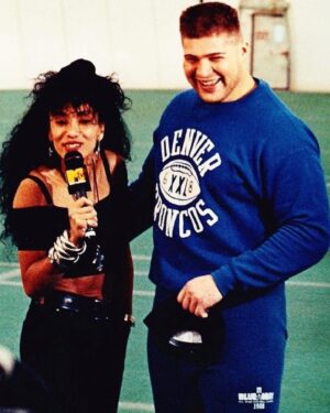Brad William Henke Instagram - This picture here let me tell you, I took this rookie year with MTV VJ, @downtownjuliebrown, and I was doing well on special-teams and sometimes as a pass rusher, so it was cool to be acknowledged.

Since I was eight years old, I worked just about every day to be a football player, and my family was so supportive. As I got older, I realized it's really about the support you get from the people around you, my grandpa welded me a leg press, and my dad picked up a blocking sled that they were giving away at the high school, and I used those every day. 

It’s funny because when I went to the Super Bowl , I was like, “this is it” ?- I have been working all my life, and I didn’t feel like I thought it would feel- I thought it would feel like when I walk onto a movie set or TV set like the most exciting thing in my life, but it didn’t. 

It wasn't until later that I realized acting was my true passion,  but ill always love football because it made way for me to get a college education and taught me discipline, handling disappointment, working through everything, and taking criticism.  Football helped me then, and the lessons I learned still help me. So I thank God that that point in my life has led me to acting, which is the biggest gift of all. 

Let's go, Tom! Bring one home!
