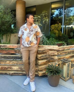 Bradley Constant Instagram - Hóla
