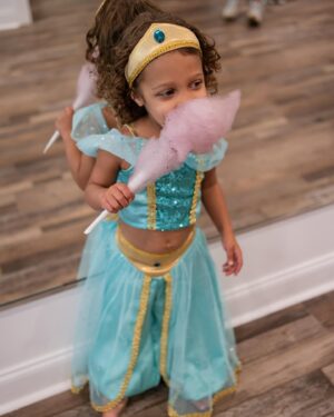 Brandi Runnels Instagram - Liberty 3rd birthday photos 🥳🥳🥳