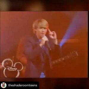 Actor Brandon Mychal Smith HD Instagram Photos and Wallpapers April 2020