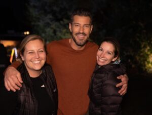 Brandon Quinn Instagram - TONIGHT!!! ‘A Country Christmas Harmony’ only on Lifetime at 8/7c

Can not say enough good things about the fun we had making this film, non stop laughter and good times! Some of my favorite people behind and in front of the camera. 

A huge thank you to Lifetime, Marvista and my friends at Ninth House. What an incredible opportunity this was for me to push through some fears and try something completely new and different as we got to record some original music! So grateful. #itsawonderfullifetime #acountrychristmasharmony