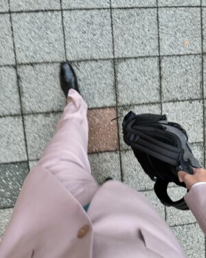 Brandon Salim Instagram - 1. Aku dan Dhika officially engaged di Tokyo, April 23 2024!
2. Flash back ke February 29 2024, aku ajak ketemu orang tua Dhika untuk mohon izin restu ngelamar Dhika. Deg2an.
3. Restorannya sepi dan dingin. Semakin deg2an.
4. Setelah mengantong restu dan doa, aku langsung ketemu temen kita @selinakoharjo langsung proses pembuatan engagement ring!
5. Dhika liburan ke Jepang sama keluarganya dari tanggal 19-30 April. Aku bilangnya baru bisa nyusul tanggal 25! Tapi sebenenarnya aku berangkat tanggal 22 supaya bisa surprise Dhika. Aku sampai di anter keluarga ke bandara. 😂
6. Langsung wifi on di pesawat supaya Dhika ngak curiga kalo WA nya centang 1 huahua.
7. April 23 sore aku siap siap pake jas baru, pake wax, minum air dan berdoa. 
8. Udah siap dan ganteng
9. Jalan 750m meter menuju hotel Dhika 
10. Dhika sekamar sama tantenya. Jadi aku janjian sama tantenya nanti pas Dhika mandi, tante jemput aku di lobi. Aku naik, masuk kamar dan standby surprise! Jadi pas Dhika keluar kamar mandi, aku sudah di posisi. Bukannya bilang “Will you marry me?” Kita berdua malah ketawa ngakak 30 menit, aku di sabet pake baju kotor dan aku bikang “ Nikah yok!!! Hahaha “ akhirnya dia bilang Yes!!!

Tokyo April 23 2024