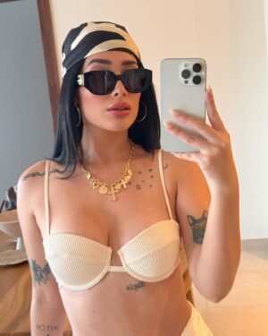 Brenda Zambrano Instagram - 🫀