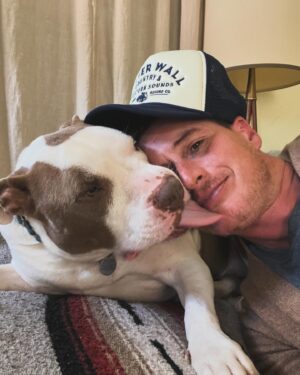 Brendan Fehr Instagram - My roommate for the next week, Zion, who I refer to as a #pigbull. He’s the sweetest.