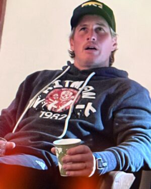 Brendan Fehr Instagram - This is apparently what I look like navigating life these days… 
And possibly replaying the trash round of golf I just put together.