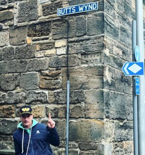 Brendan Fehr Instagram - What my roommate on our Scotland golf trip experiences every night.