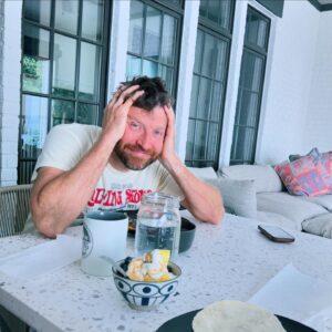 Brett Eldredge Instagram - Hi 👋🏻. I haven’t been on here much for a good while…some have asked me if I’m ok…the quick answer is YES, I’ll even be bold
to say better than ever…we live in a world where if it wasn’t posted on social media, then did it really happen? Social media can be a great tool and trust me, through the years I’ve used it way more than I’d like to admit sometimes but more than anything, I love the real stuff…and every time I take out my phone and wonder if I should be posting this certain thing, I realize it steals from the very moment that actually matters.  I value personal time and privacy more than ever, I long for new experiences, and meaningful connections with the ones I love the most. Life is so damn fragile and quick. The reality of that is humbling, scary and a non negotiable reminder that if we don’t focus on the good stuff, it will pass us by. So here is my note to say I love you and I wish ya well out there on your journey:). I am making music that I love and the life I’ve been living will reflect that. When the day comes that I share it, you will see more of my heart….but for now, back to tending to my garden and getting off this damn phone. 😂

❤️Brett