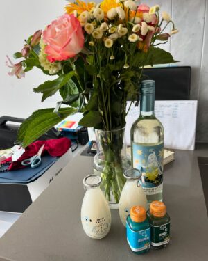 Brett Gray Instagram - I know it’s been a week, and yall know I ain’t been really on my social media like that lately, but thank you all so much for all the birthday wishes. Here’s to another year of blessings. I’m surrounded by sooo much love and support and although I know that daily, a birthday is such a nice reminder. Thank you all for being here with me 🙏🏾❤️