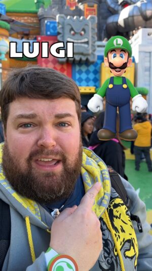 Brian Hull Instagram - Mario Impressions At Universal Studios #impressions #supernintendo #SuperNintendoWorld #mario #luigi #marioluigi