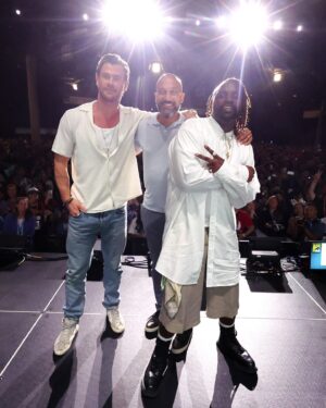 Brian Tyree Henry Instagram - Brought #TransformersOne to #HallH, and we could feel the love! 🙏🏿

#ComicCon #SDCC #SDCC2024 #transformers #megatron #bumblebee #optimusprime