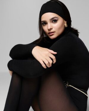 Brianna Hildebrand Instagram - 🖤
.
@1883Magazine 
Interview @abitmeddlesome
Photography @thomaschimney
Styling & Fashion Director @lauraspriet_
Wearing @michaelkors & @mejuri, @wolford & vintage @chanelofficial
Hair @matthewmonzon
Makeup @andrea_tiller
Editor @kelseyjbarnes
Photo Assistant @antibuzzphoto
Styling Assistant @hannahbstyle
@imPRintpr