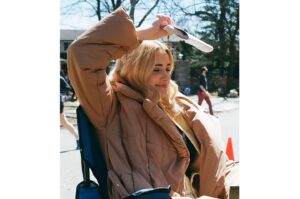 Brianne Howey Instagram - A little behind the scenes of hurry up and waiting #GinnyandGeorgia