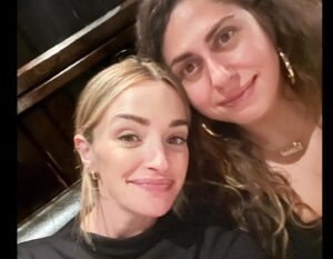 Brianne Howey Instagram - NY for a minute👌🏻 reallllly missed these faces!