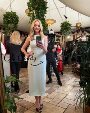Brianne Howey Instagram - Realllly love me some V.B. @veronicabeard 🩵 beautiful day @chateaumarmont !