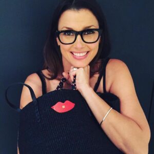 Bridget Moynahan Instagram - Still love this @clarevivier bag and @sabrejewelry! #fb #simple #chic #friends #women