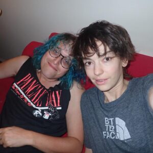 Brigette Lundy-Paine Instagram - jane and i pre and post the first time they showed me a cut of TV GLOW. movies out now. hehehehe!!!