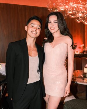 Brigiding Instagram - What a great time at #thebubblybash ❤️🤩 lovely moments spent with these amazing people! @beaalonzo @praybeytbenjamin @kaladkaren @darrenespanto @ilovekaye and the whole @bash.manila fam!

Thank you @niceprintphoto 📸