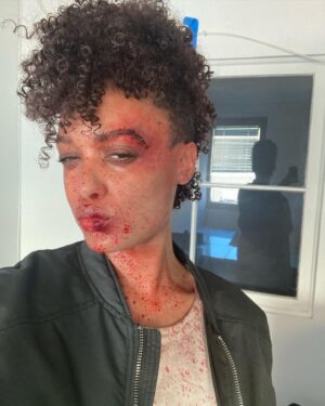 Britne Oldford Instagram - A show within the show moment for ya. @deadringers #bts from when we filmed the scenes for Genevieve’s show, Rabid. @sabanastyles giving us life with this faux hawk install 🙌🏼🙌🏼🙌🏼