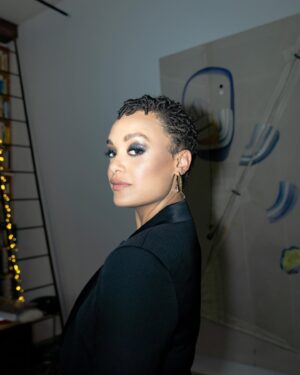 Britne Oldford Instagram - More from last weekend xx
styled by @marissa_pelly | glam by @anthonymerante & @cheryltbergamyhair | wearing @paulsmithdesign @alexisbittar @kqkofficial | shot by @shane.augustus | event Stranger Things Season 4 Premiere