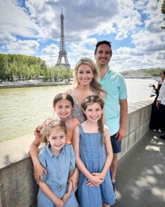 Actress Britney Haynes HD Instagram Photos and Wallpapers August 2024