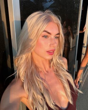 Brittan Byrd Instagram - sunkissed and couldn’t be happier <3