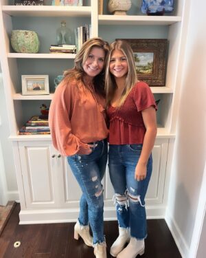 Brittany Wagner Instagram - Thanksgiving 2023! #grateful #family