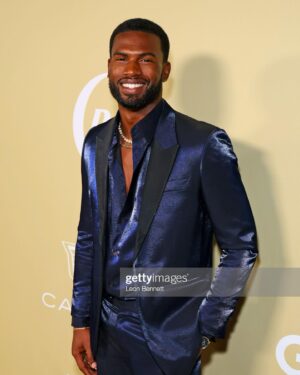 Broderick Hunter Instagram - A night to remember✨
Honored to be apart of the #power100 with @ebonymagazine 

Thank you for having me

Suit by @dzojchen 
Styled by @changeofwardrobe