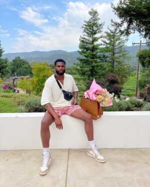 Broderick Hunter Instagram - A Gift from God 💐

Heaven is here, so are we.
Perfect by design as far as my eye can see. 
Awaken in divine time,
As your late and early rise is aligned.
Reflect on the ways by the waves,
As the ocean mirrors our sky.
You tether where love is true,
God is beauty in the image of you. 
In all realms, you are the universal muse. 

 💐

May I Express

I predicted a moment like this to exist,
Before I did, a shadow casted, 
Over my eye, an aura would emit.
As Nature’s nectar drips from her lips.
I lift my head under her tree of life, 
I turn my body, she tuned my mind,
For my time, she gifts me hindsight. 
I shared my soul, as she poured us wine.
In her garden at peace,
Here I can see where Fibonacci speaks,
She is a flower for life.
I offer my flesh for her seeds.
To sip in bliss,
Under the generational lucky tree. 

TRUST IS KEY
I quiet my voice.
By choice,
For I know the plans I have yet to see

Thank you @luckygirlrose for having me 🥂