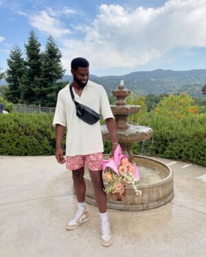 Broderick Hunter Instagram - A Gift from God 💐

Heaven is here, so are we.
Perfect by design as far as my eye can see. 
Awaken in divine time,
As your late and early rise is aligned.
Reflect on the ways by the waves,
As the ocean mirrors our sky.
You tether where love is true,
God is beauty in the image of you. 
In all realms, you are the universal muse. 

 💐

May I Express

I predicted a moment like this to exist,
Before I did, a shadow casted, 
Over my eye, an aura would emit.
As Nature’s nectar drips from her lips.
I lift my head under her tree of life, 
I turn my body, she tuned my mind,
For my time, she gifts me hindsight. 
I shared my soul, as she poured us wine.
In her garden at peace,
Here I can see where Fibonacci speaks,
She is a flower for life.
I offer my flesh for her seeds.
To sip in bliss,
Under the generational lucky tree. 

TRUST IS KEY
I quiet my voice.
By choice,
For I know the plans I have yet to see

Thank you @luckygirlrose for having me 🥂