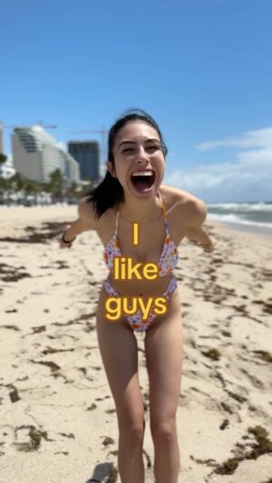 Brooke Alexx Instagram - No judgements here 🫡
.
#youngerguys #dating #relationships #singersongwriter #songwritersofinstagram