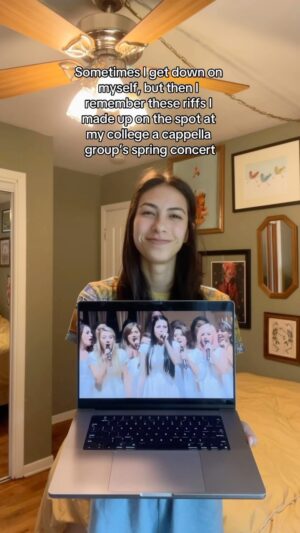 Brooke Alexx Instagram - I heard Katy’s putting out new music so
.
#katyperry #roar #acapella #pitchperfect #singer #singersongwriter #songwritersofinstagram