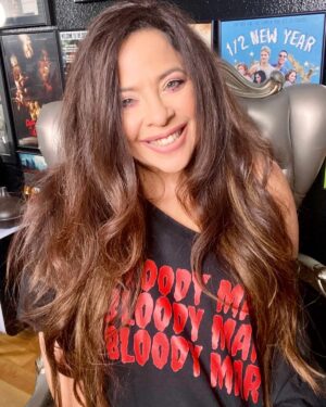 Brooke Lewis Bellas Instagram - GRATEFUL FOR MY GIFT OF WICKED CAT CLOTHING BLOODY MARY SLEEPSHIRT
At #thanksgiving & #holidayseason season, I have so much to be thankful for & today I am grateful for & give my #endorsement to a hardworking #horror #paranormal #clothing #supportsmallbusiness that has been a career supporter & #fans for many years @wickedcatclothing #wickedcatclothing ❤️ Thank you so much for my gift of this fabulous & fun ‘Bloody Mary’ #bloodymary #sleepshirt for the #holidays 🍁 & to wear & chill in comfort at home, while Ms. Vampy #msvampy & I indulge in one of her favorite #cocktails #bloodymarys by the #fireplace 🔥🍸🍅 Thank you for all your support in the #hollywood #horrorcommunity 💋 #horrorfans & #spirits #cocktail lovers🍸❤️ can head over to Wicked Cat Clothing to purchase your #holidaygifts & check out the horror #celebrities who are cozying-up in their clothing🎁 #actress #producer #screamqueens #brookelewisbellas #womeninhorror #endorse #brands 🍸💋