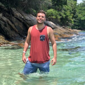 Bruno Heder Instagram - Vai Brasil 🇧🇷
#amomeupaís #férias #ilhagrande