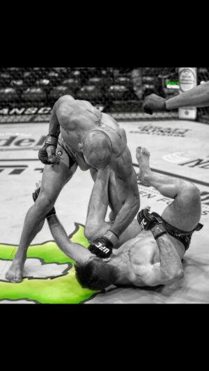 Bruno Silva Instagram - War 👊🏽😡🦁
