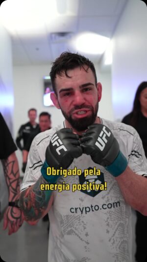 Bruno Silva Instagram - O recado da vitória do @BrunoBulldogUFC! 🗣

Curtiram o nocaute do brasileiro? 🇧🇷

[ #UFCVegas94 | Evento completo ao vivo no @UFCFightPassBR | Assine no link da bio ]
