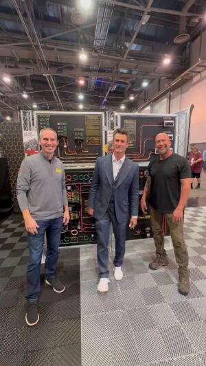 Bryan Fuller Instagram - Fun hanging with @speedbyrd and @willie_kbpi @american.autowire booth in central hall yesterday.  Check out this new little fuse block and relay setup.. pretty handy time saver.  If you’re wiring a classic up be sure to check these guys out.  #sema2023 #semashow #semashow2023 #americanautowire