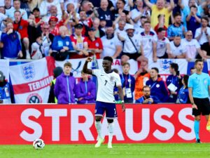 Bukayo Saka Instagram - “Love always wins” ♾️🫶🏿