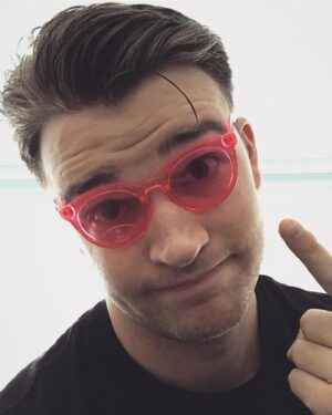 Burkely Duffield Instagram - When you order some cool novelty glasses...annnnnnd then you realize they’re kid sized 😬
#soverysmall #dontreachmyears  #😎 @jlpierre you’ve still got the upper hand on the glasses game