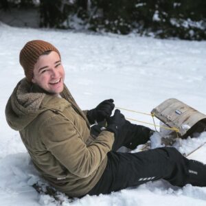Burkely Duffield Instagram - Still not too old for sledding #🛷 #snowday❄️