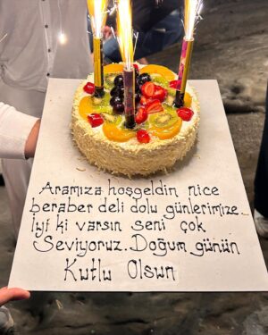 Buse Meral Instagram - 25💃🎂🏝️🎵🔆🧚🏻‍♂️🙃🦁