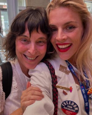 Busy Philipps Instagram - impossible for me to find the words right now for the past few days- it’s going to have to be an entire podcast episode but until then i do have one: 
 🇺🇸VOTE!!!🇺🇸
@kamalahq @kamalaharris  @timwalz @gewhitmer @harrisonjaime @thecreativecoalition @themeteor @emergeamerica @azdemparty @demconvention 🇺🇸